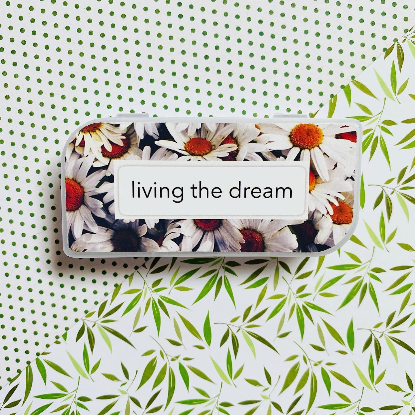 Hypo Pot - Living The Dream - Daisies