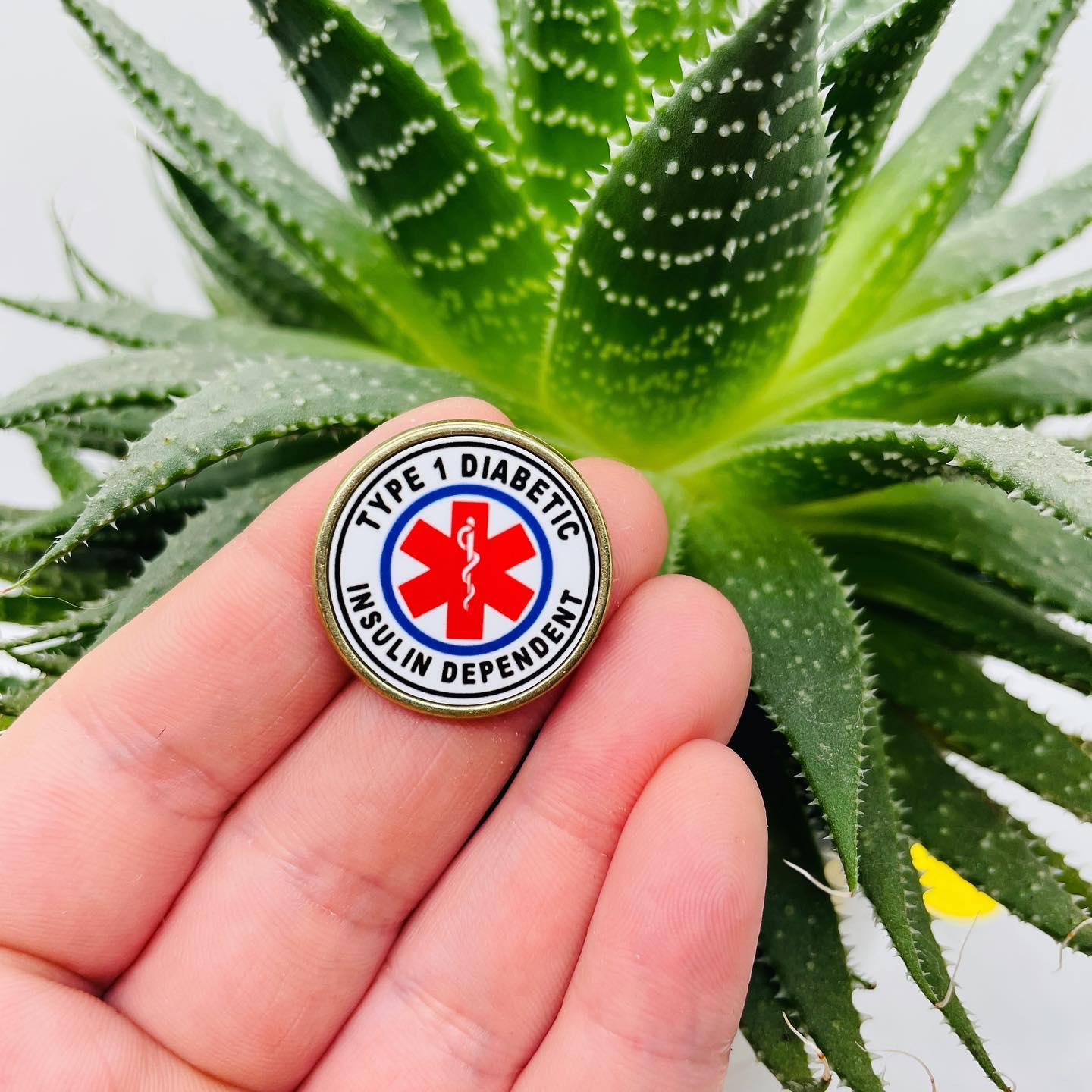 Type 1 Diabetic - Insulin Dependent Pin Badge