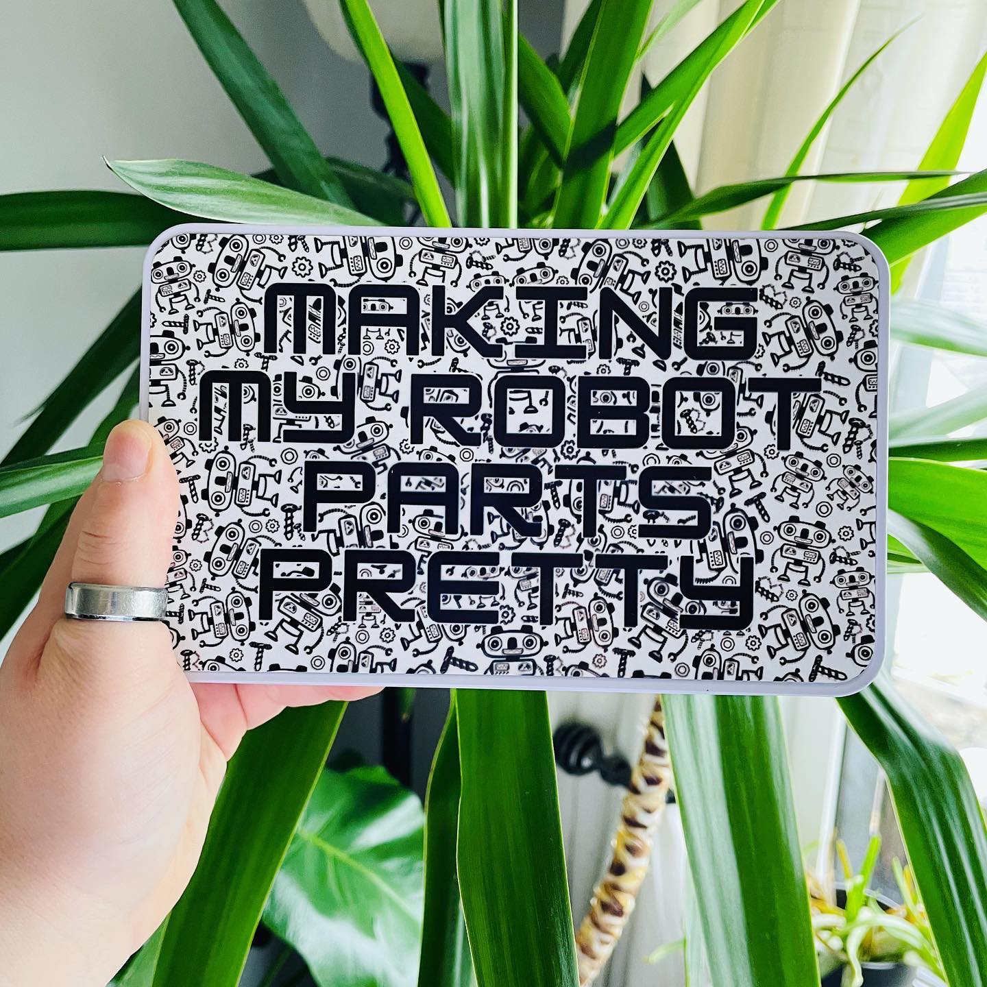 Making My Robot Parts Pretty Storage Tin