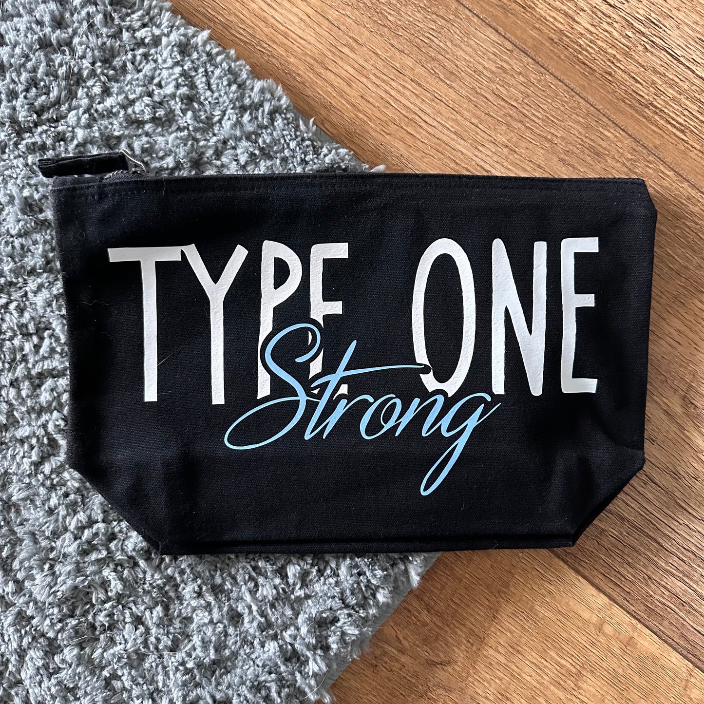 Type one strong Wide Base Kit Bag